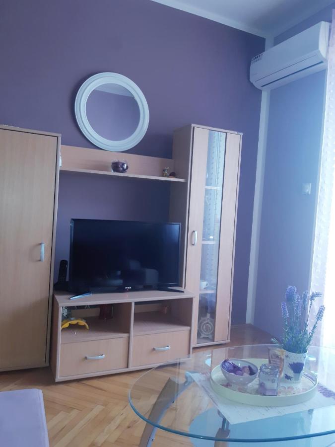 Lovely L Bn Centar -rent A Car Automatic Bijeljina