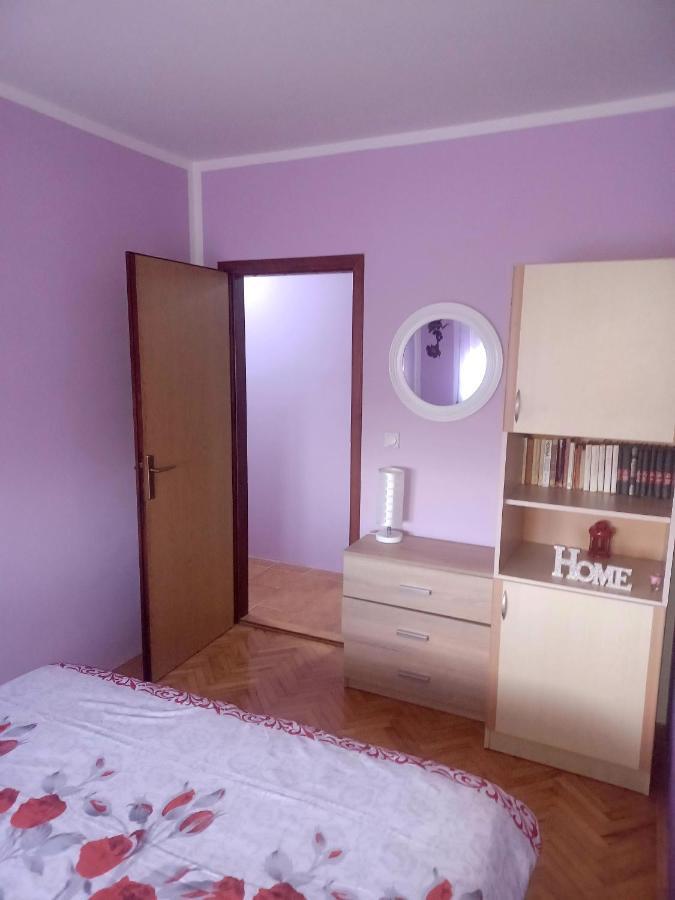 Lovely L Bn Centar -rent A Car Automatic * Bijeljina