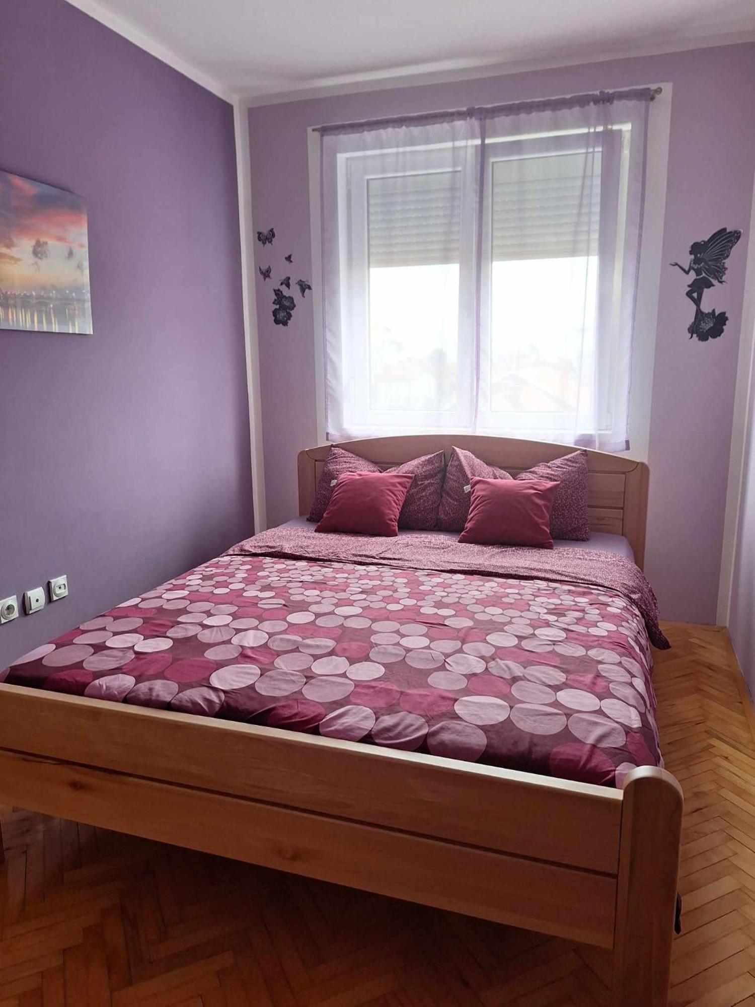 Apartment Lovely L Bn Centar -rent A Car Automatic *